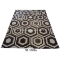 Dywan ręcznie tkany z geometrycznym wzorem dywanik